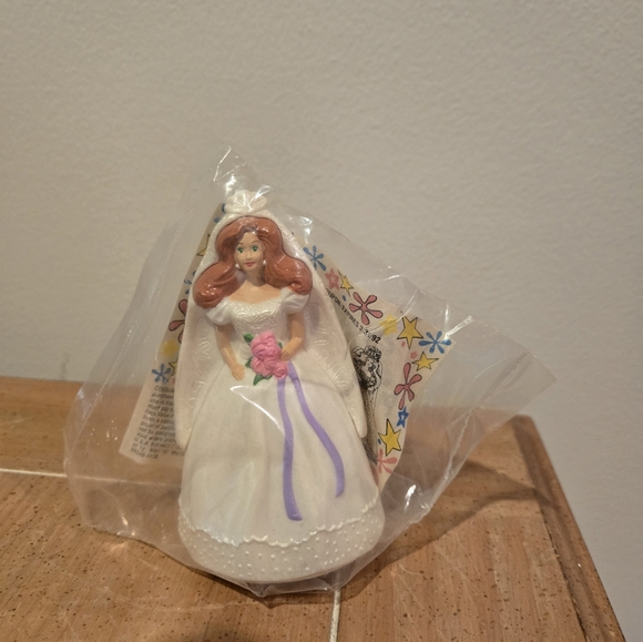 Vintage Barbie McDonalds Happy Meal Toy - Picture 4 of 5